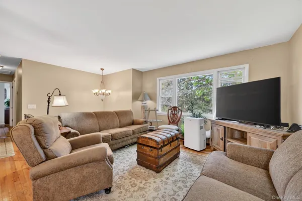 $529,000 | 5 Regelski Drive, Florida, NY 10921