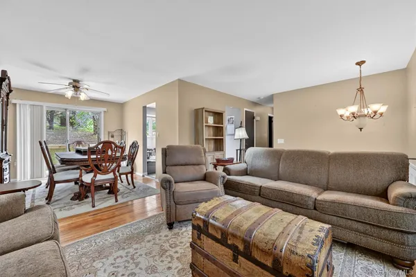 $529,000 | 5 Regelski Drive, Florida, NY 10921