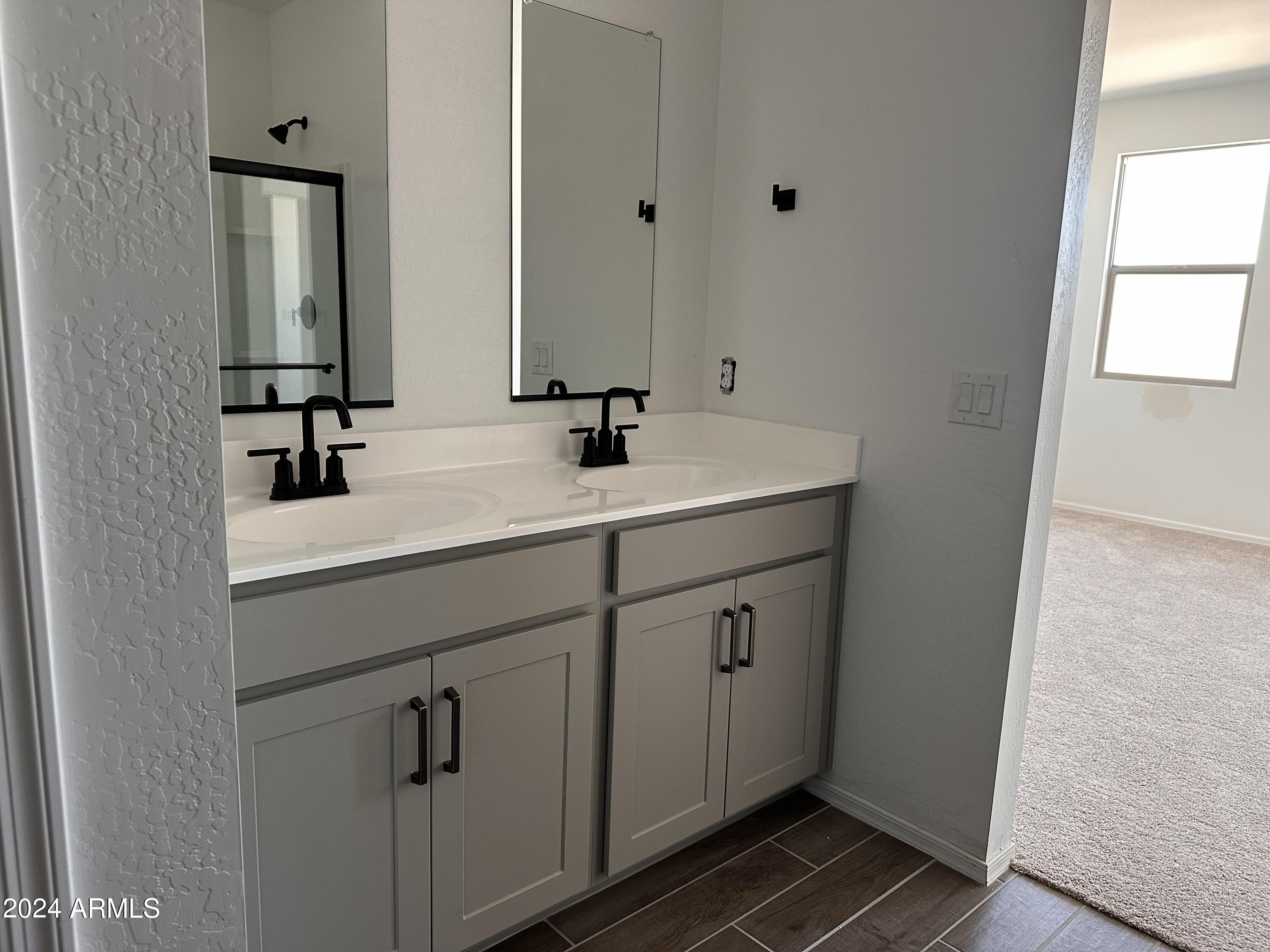 24092 West Pecan Road Buckeye, AZ 85326 - Photo 18 of 27 17-Primary bathroom