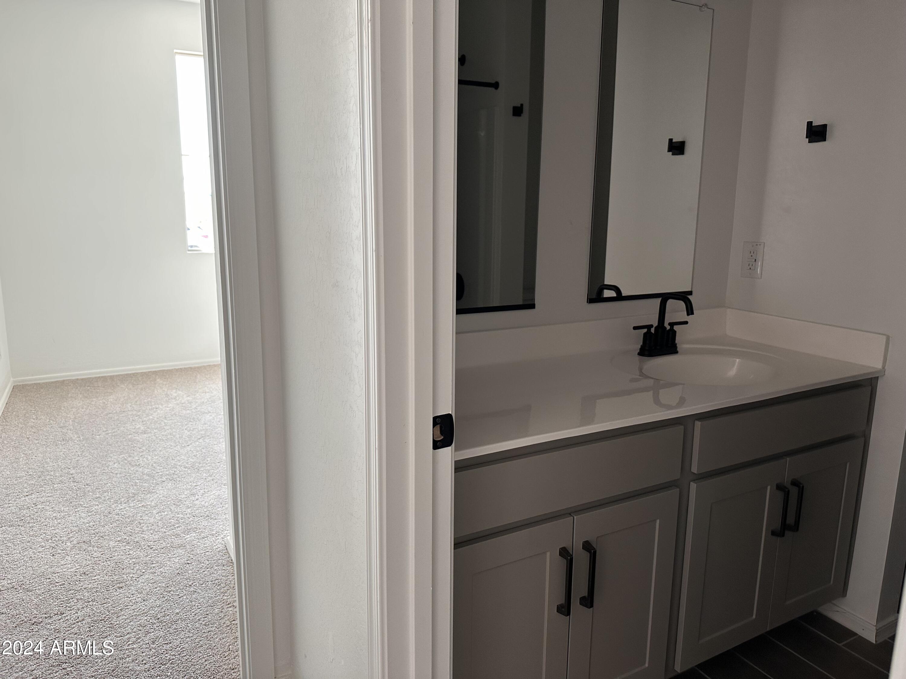 24092 West Pecan Road Buckeye, AZ 85326 - Photo 6 of 27 5-Bathroom 2