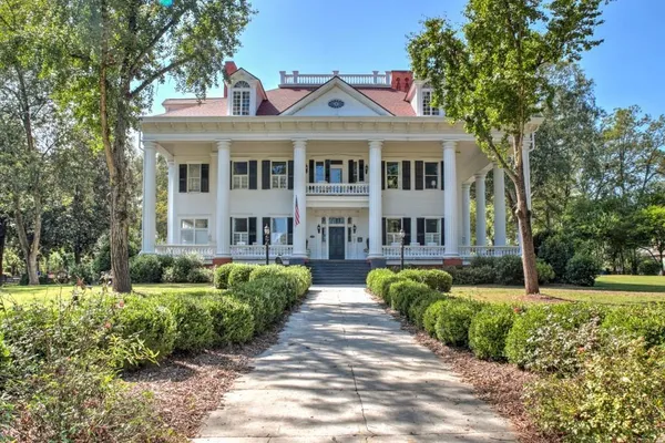 $569,900 | 109 Southview Drive, Ellenwood, GA 30294