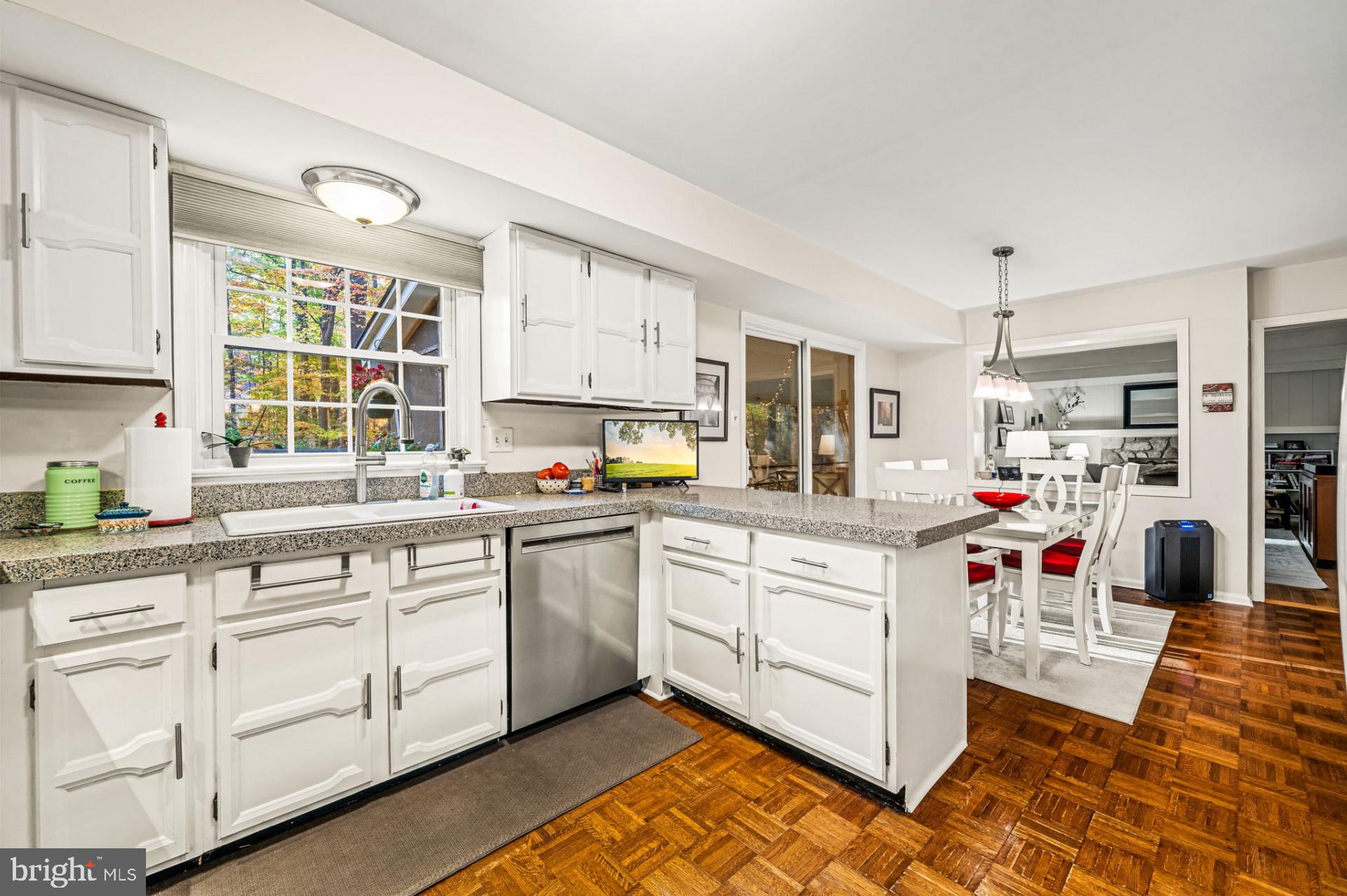 6 Spruce Road Malvern, PA 19355 - Photo 11 of 44 Gallery Image 11