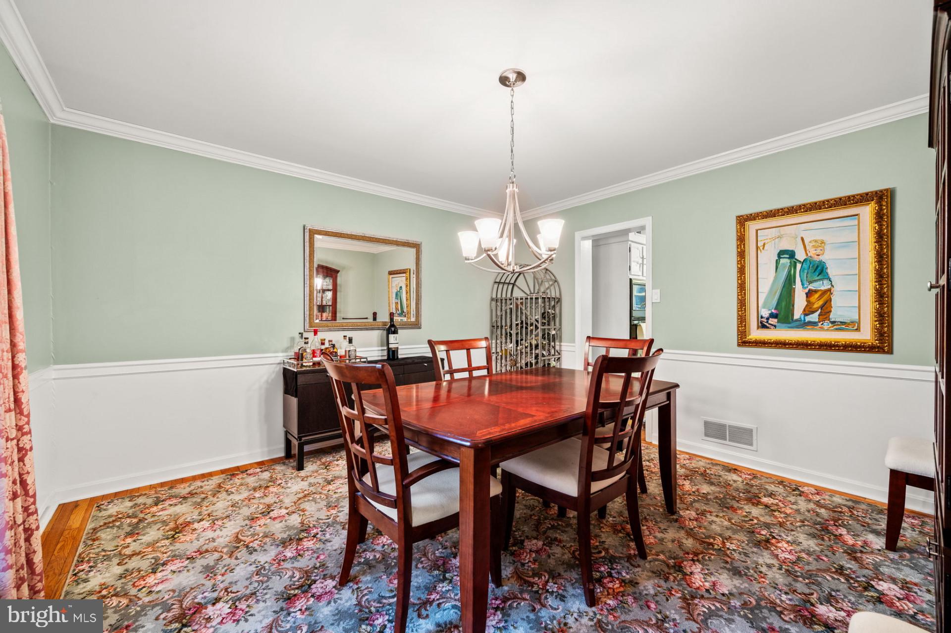 6 Spruce Road Malvern, PA 19355 - Photo 9 of 44 Gallery Image 9