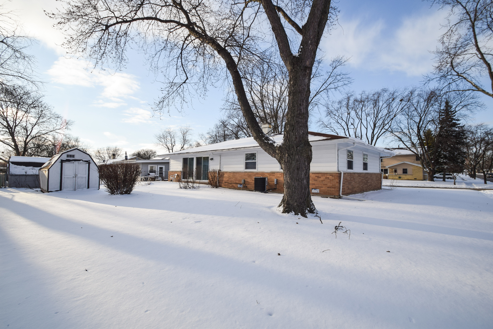 651 Charing Cross Road Elk Grove Village, IL 60007 - Photo 13 of 13