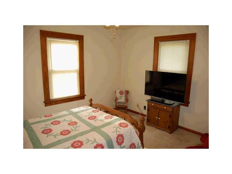 1349 South Pendleton Avenue Pendleton, IN 46064 - Photo 10 of 13