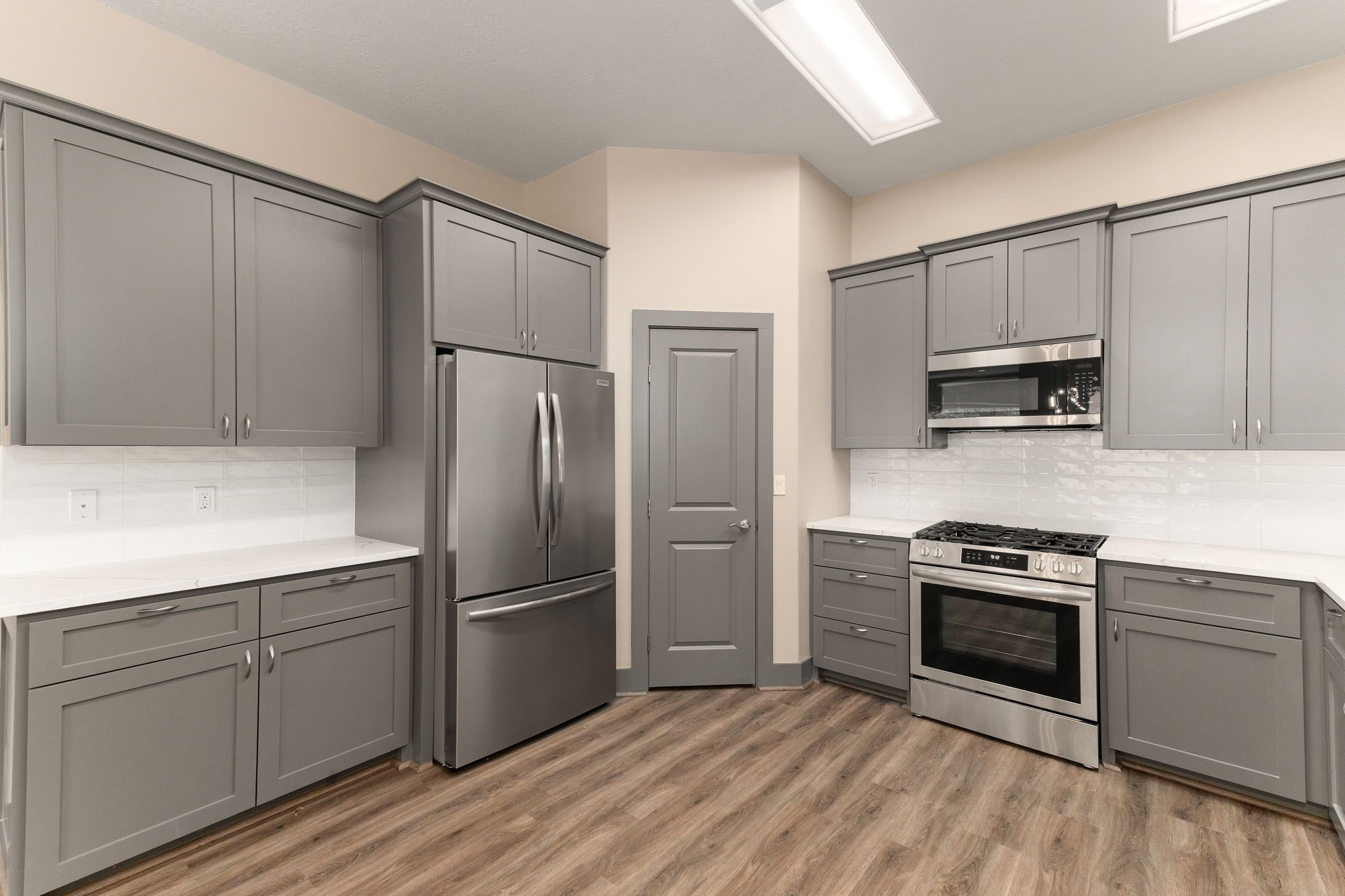 250 Bucek Lane Schulenburg, TX 78956 - Photo 9 of 45