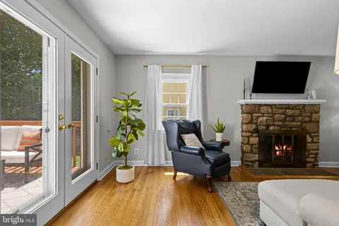 $659,900 | 220 Walnut Lane, Ambler, PA 19002