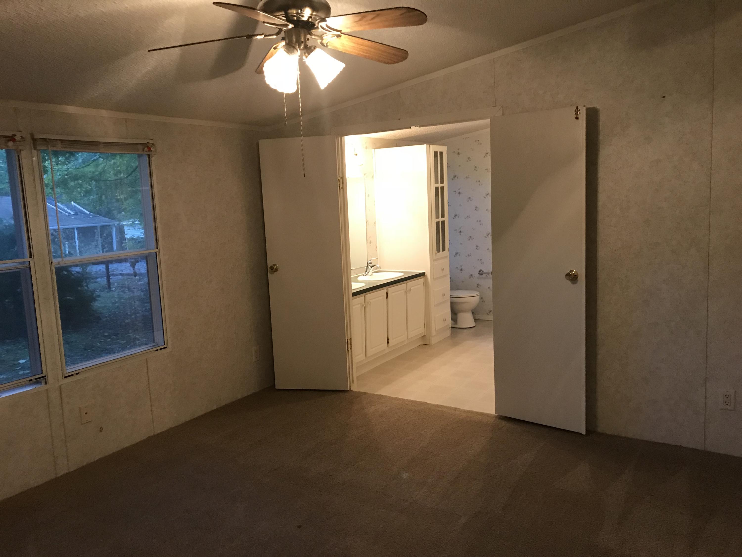 1259 Lees Mill Park Road Goode, VA 24556 - Photo 8 of 10 master bedroom