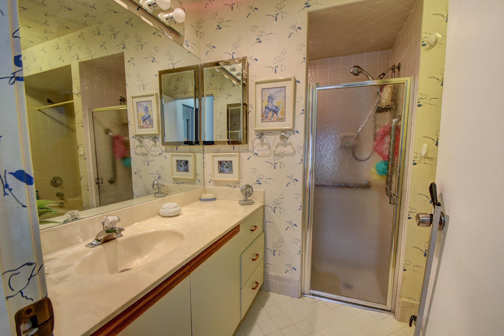 20847 Boca Ridge Drive North Boca Raton, FL 33428 - Photo 18 of 33 DSC_5370_1_2_3_4