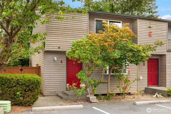 $379,950 | 120 124th Street Southwest, Unit E1, Everett, WA 98204