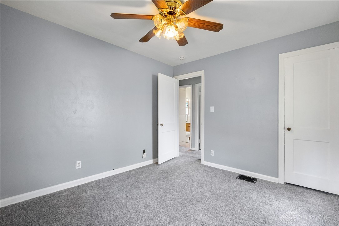 1317 Radio Road Dayton, OH 45403 - Photo 11 of 28
