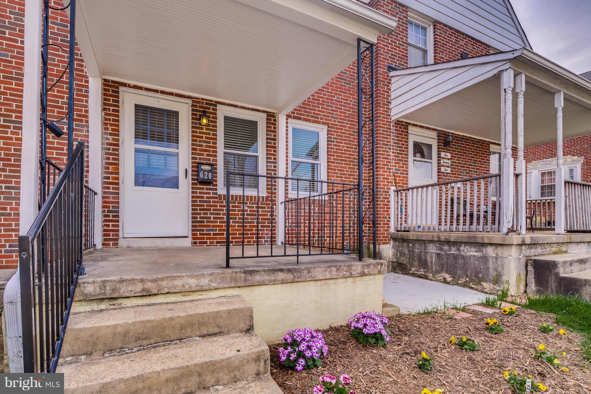 620 Braeside Road Baltimore, MD 21229 - Photo 1 of 30 Exterior (Front)