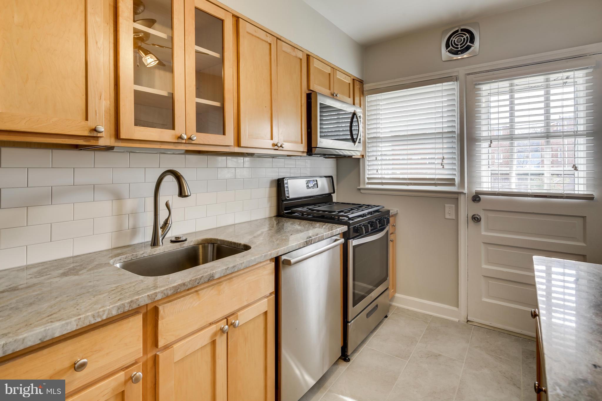 620 Braeside Road Baltimore, MD 21229 - Photo 13 of 30 Kitchen
