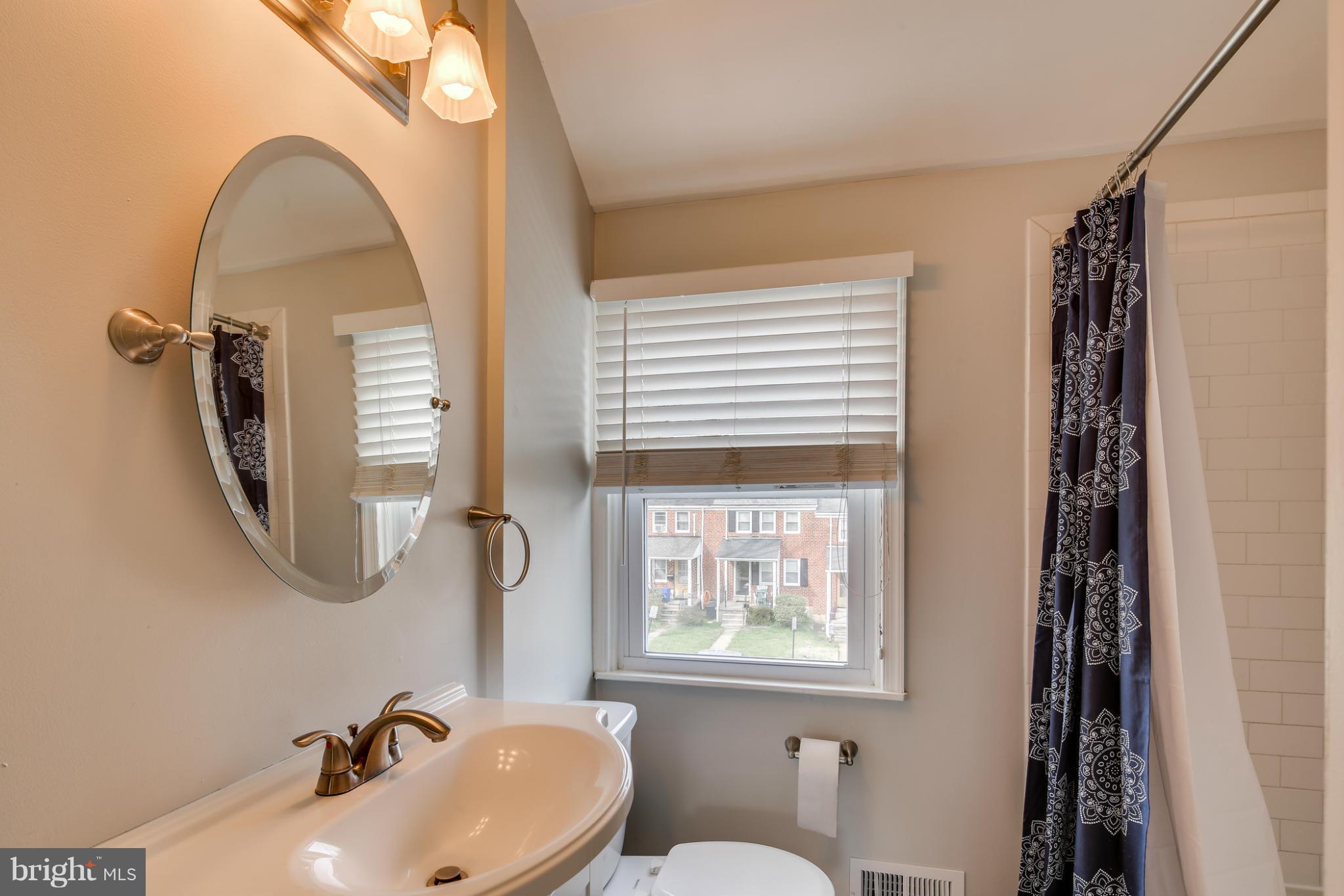 620 Braeside Road Baltimore, MD 21229 - Photo 22 of 30 Bath
