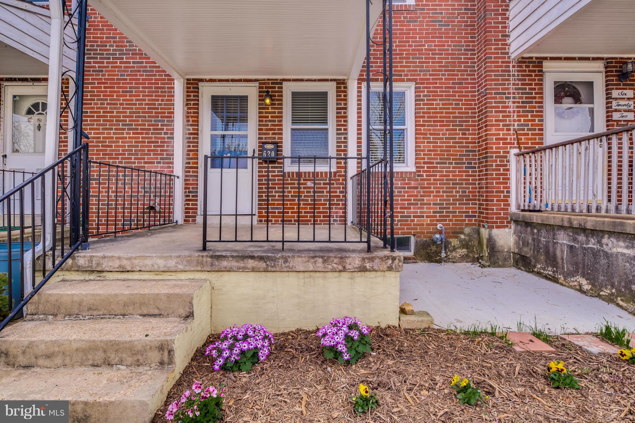 620 Braeside Road Baltimore, MD 21229 - Photo 30 of 30 Exterior (Front)