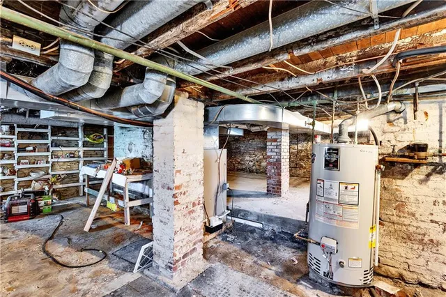 $100,000 | 6808 Low Street, Mount Pleasant, PA 15666