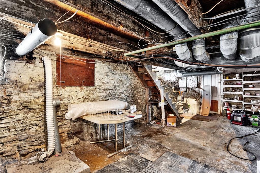 6808 Low Street Mount Pleasant, PA 15666 - Photo 27 of 28