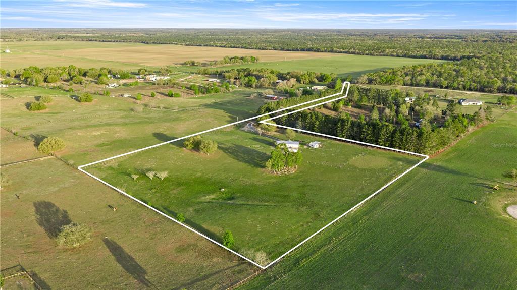 2061 Northwest 165th Ct Road Dunnellon, FL 34432 - Photo 24 of 30