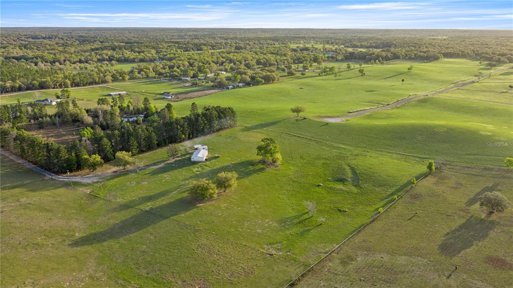 2061 Northwest 165th Ct Road Dunnellon, FL 34432 - Photo 28 of 30