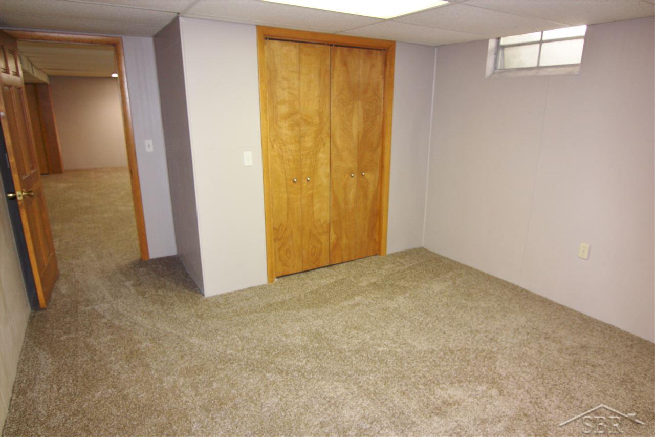 2465 Hemmeter Road Saginaw, MI 48603 - Photo 17 of 22 50035386-16.JPG