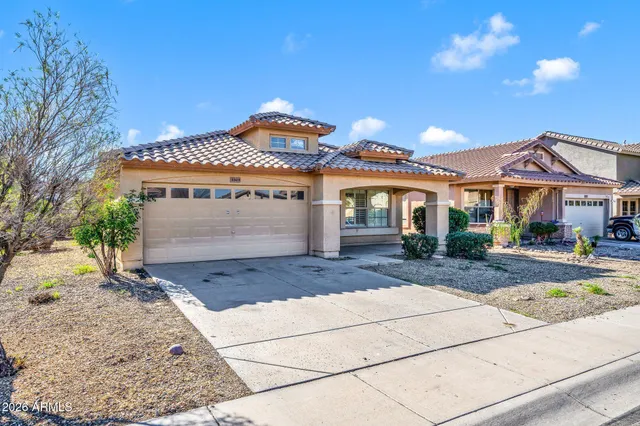 $368,800 | 3323 West St Anne Avenue, Phoenix, AZ 85041