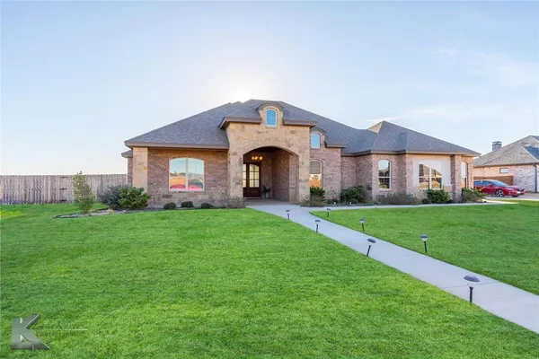 $670,000 | 233 Calumet Street, Abilene, TX 79606