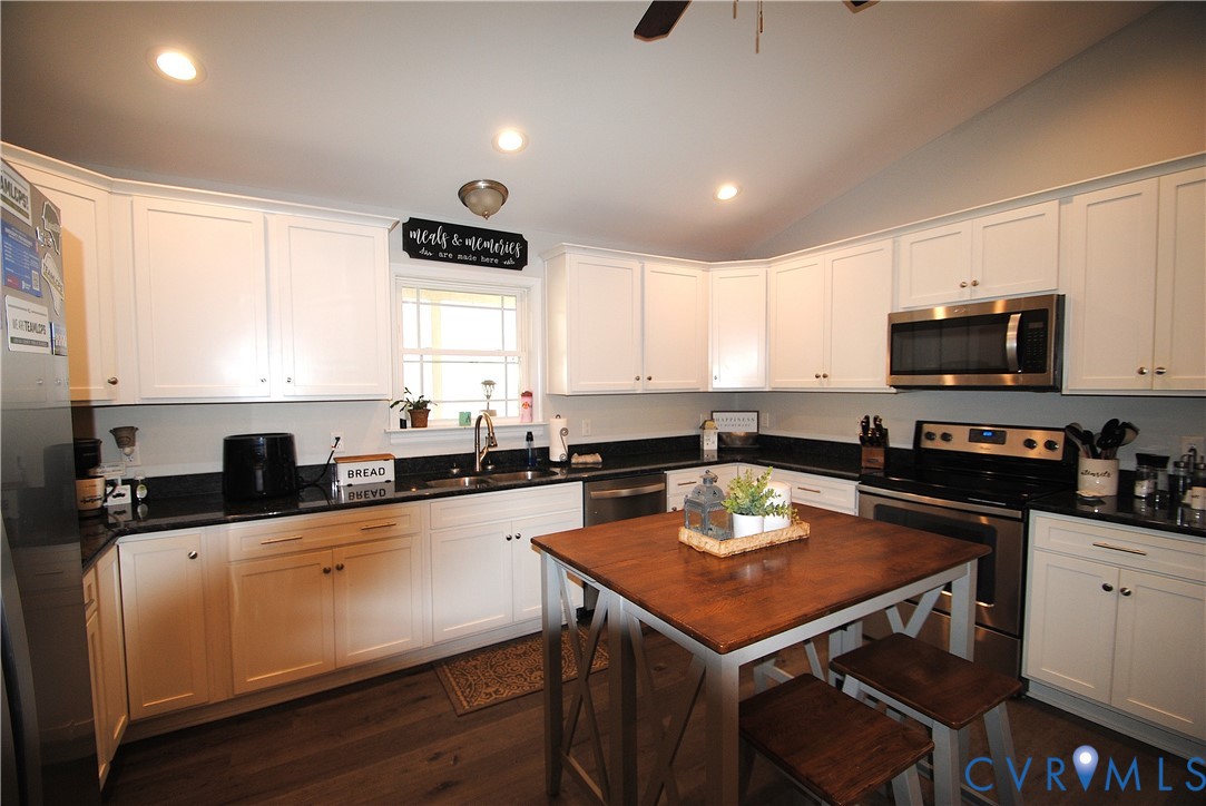 722 Signboard Road Bumpass, VA 23024 - Photo 20 of 64