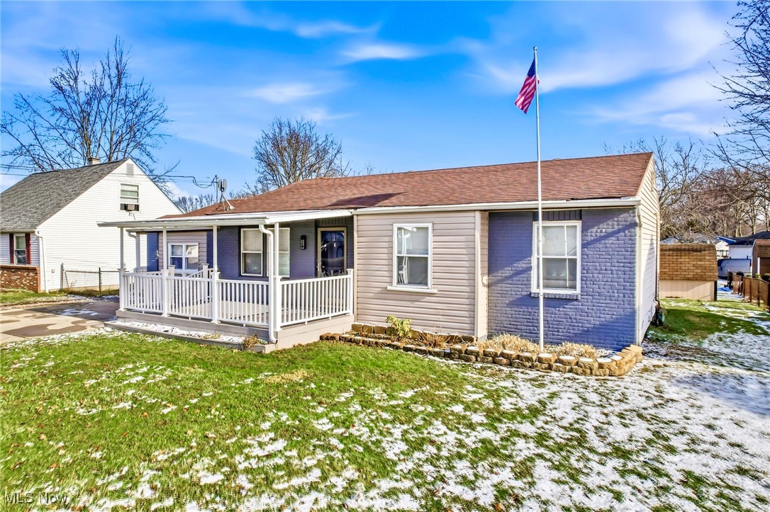 245 North Road Niles, OH 44446 - Photo 3 of 45 View of front of property with a shingled roof and a porch