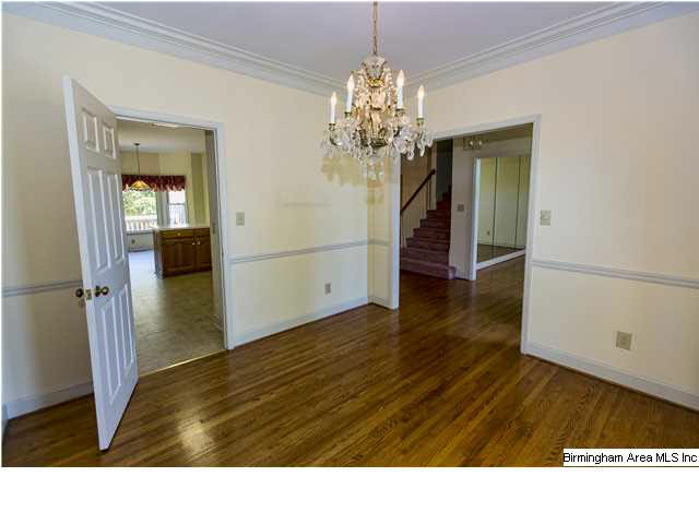 2808 Crossgate Circle Birmingham, AL 35216 - Photo 10 of 32