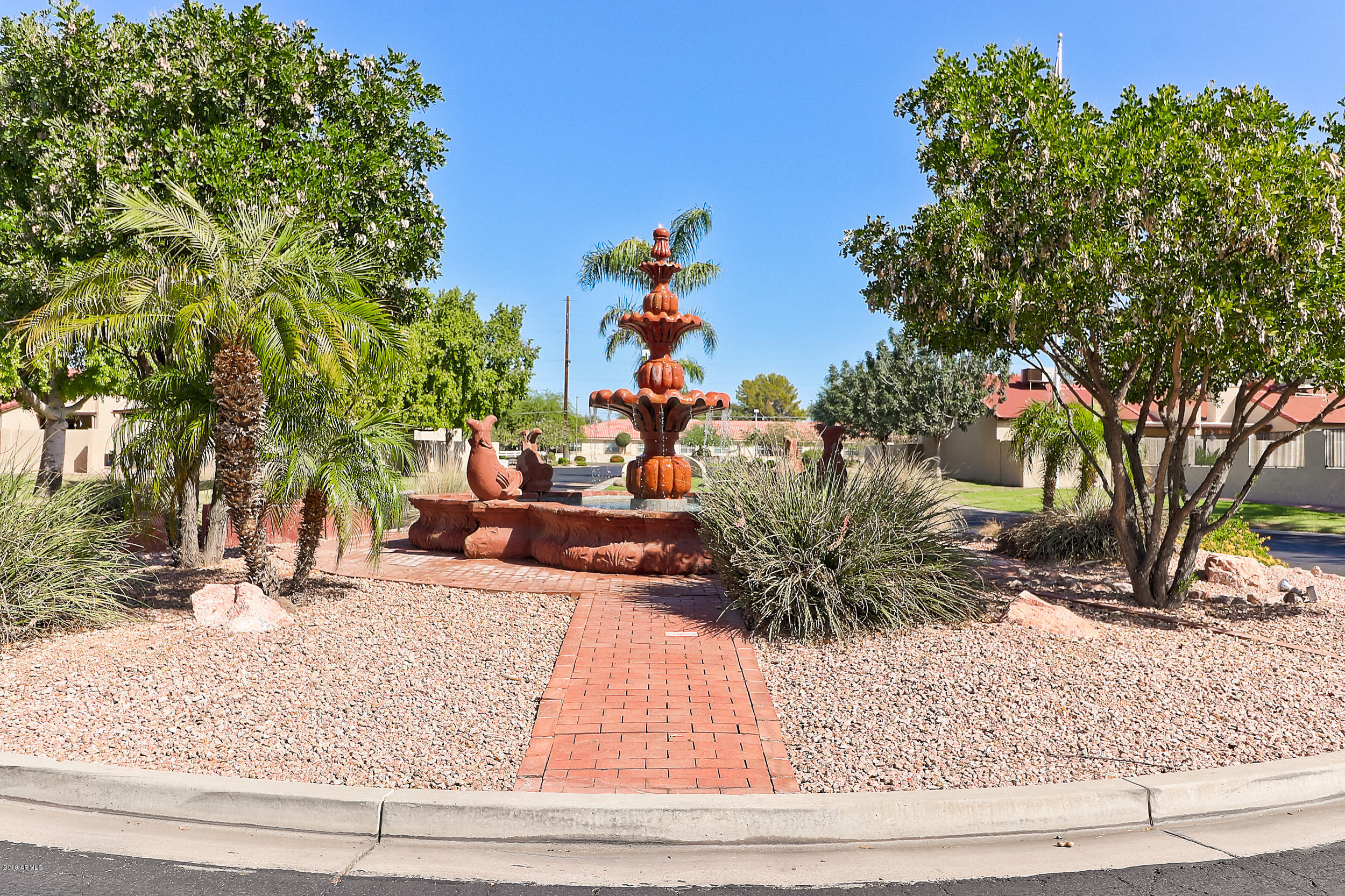 2059 East Brown Road, Unit 34 Mesa, AZ 85213 - Photo 4 of 36 fountain