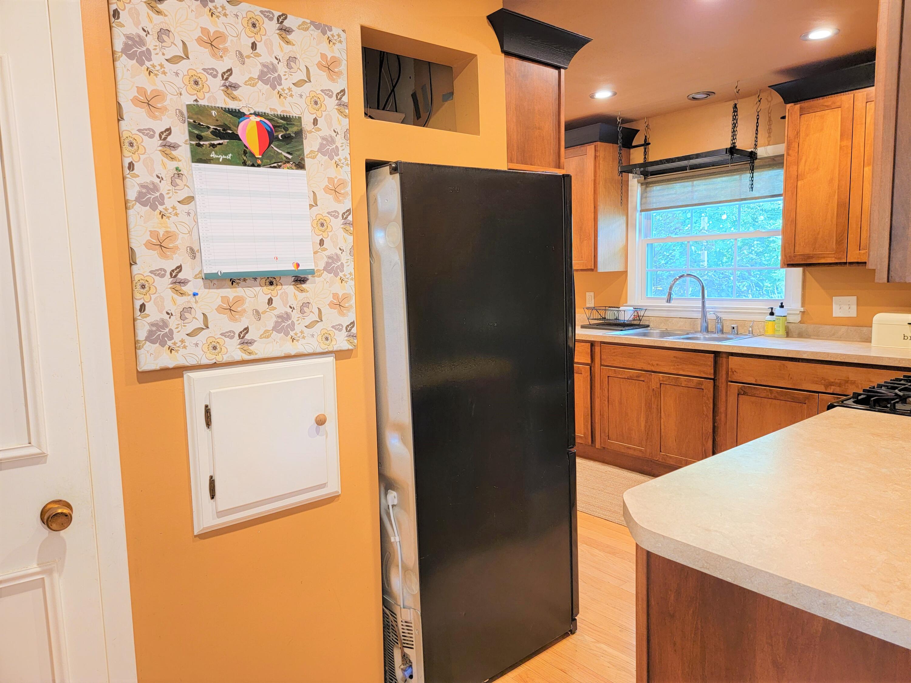 16840 Fairview Court Brookfield, WI 53005 - Photo 20 of 29 Kitchen with wine cooler