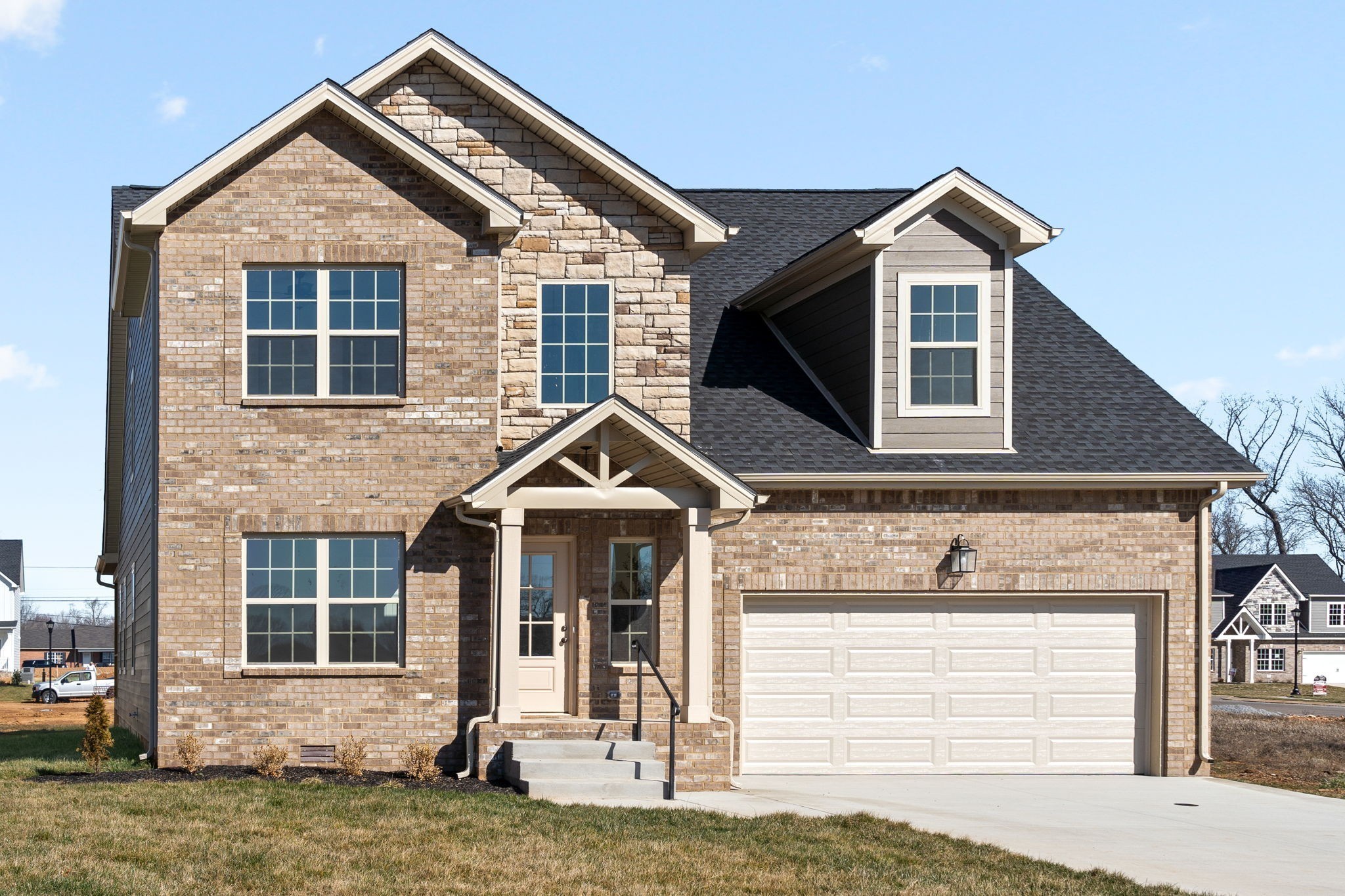 189 Dewberry Road Clarksville, TN 37042 - Photo 3 of 52 a front view of a house with a yard