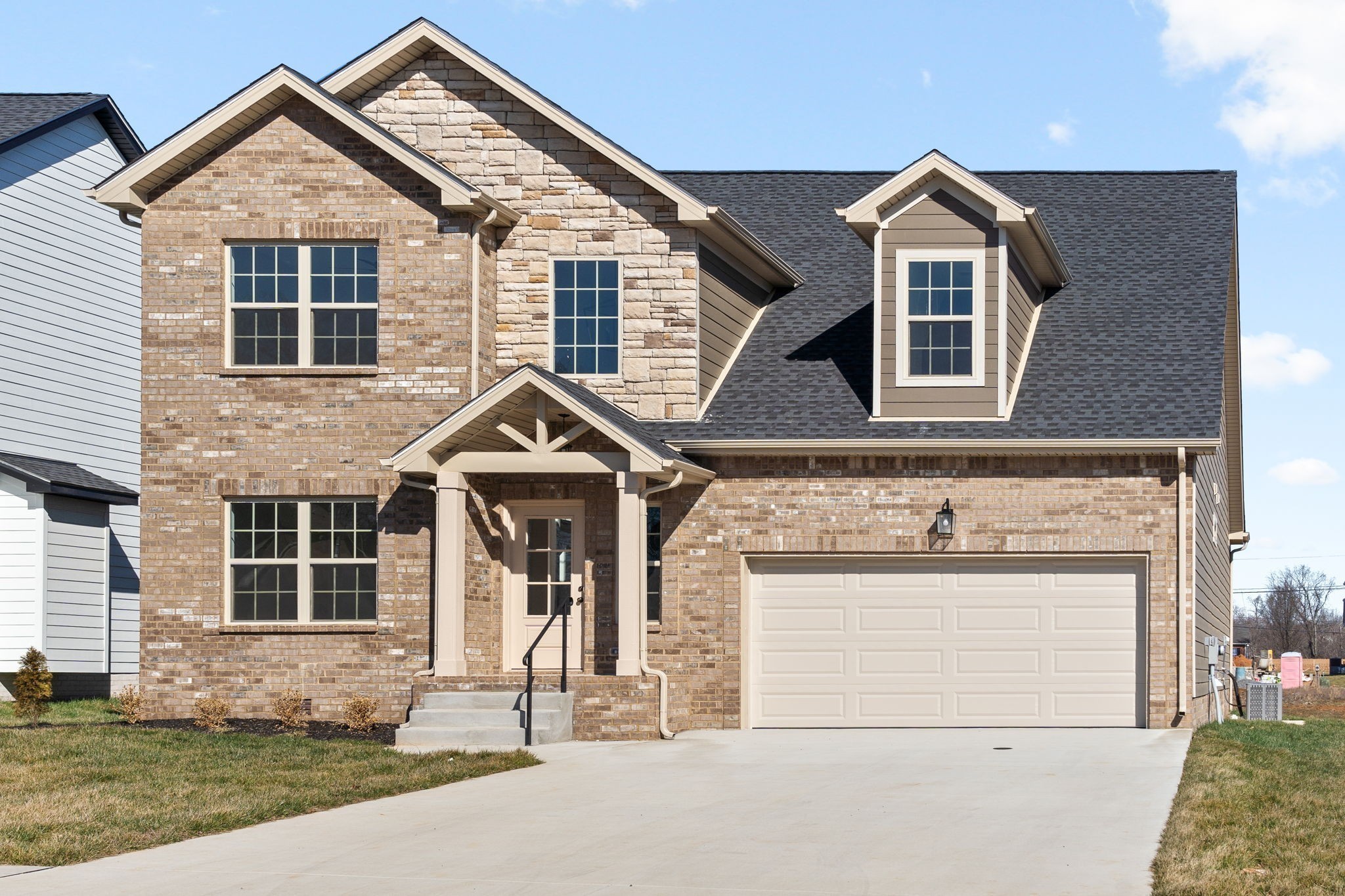 189 Dewberry Road Clarksville, TN 37042 - Photo 5 of 52 front view of a house with a yard