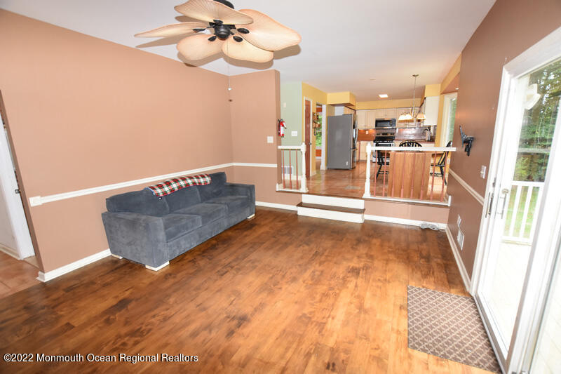 84 Daum Road Manalapan, NJ 07726 - Photo 22 of 50 22