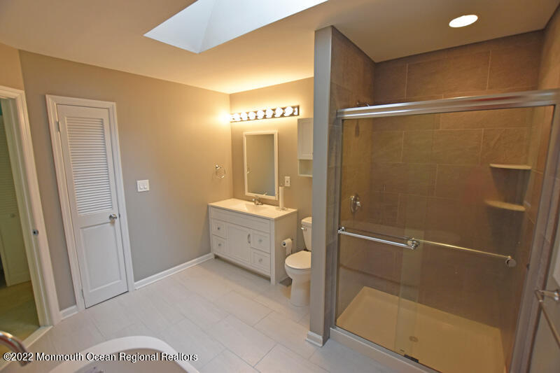 84 Daum Road Manalapan, NJ 07726 - Photo 34 of 50 35