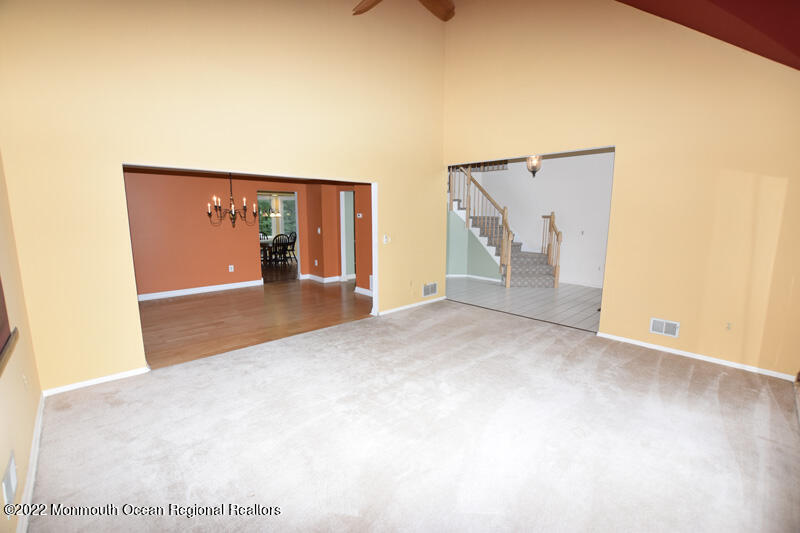 84 Daum Road Manalapan, NJ 07726 - Photo 7 of 50 7