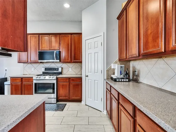 $388,900 | 2615 Fern Lacy Drive, Spring, TX 77388