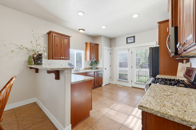 1094 Quarry View Way Sandy, UT 84094 - Photo 13 of 45