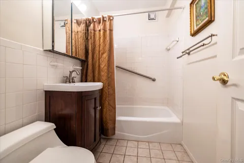 $499,000 | 522 Shore Road, Unit 4O, Long Beach, NY 11561