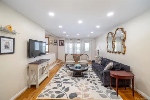 $499,000 | 522 Shore Road, Unit 4O, Long Beach, NY 11561