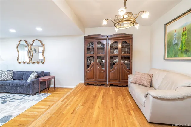 $499,000 | 522 Shore Road, Unit 4O, Long Beach, NY 11561