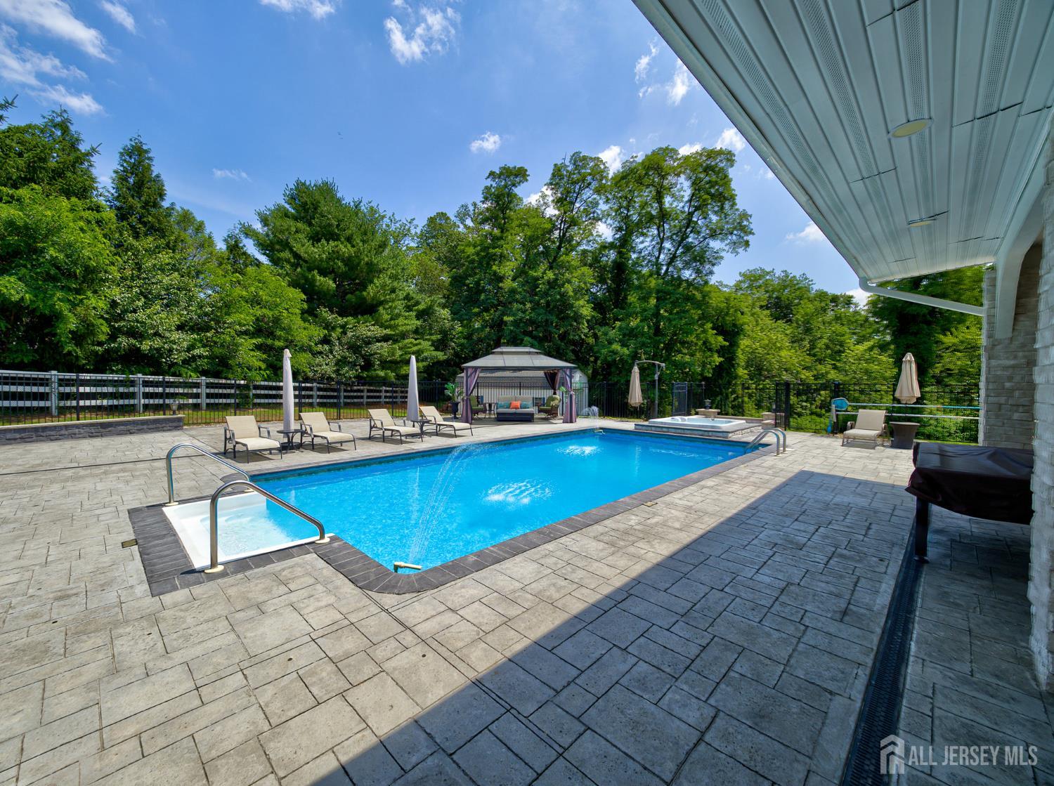 55 School Road Marlboro, NJ 07746 - Photo 17 of 65