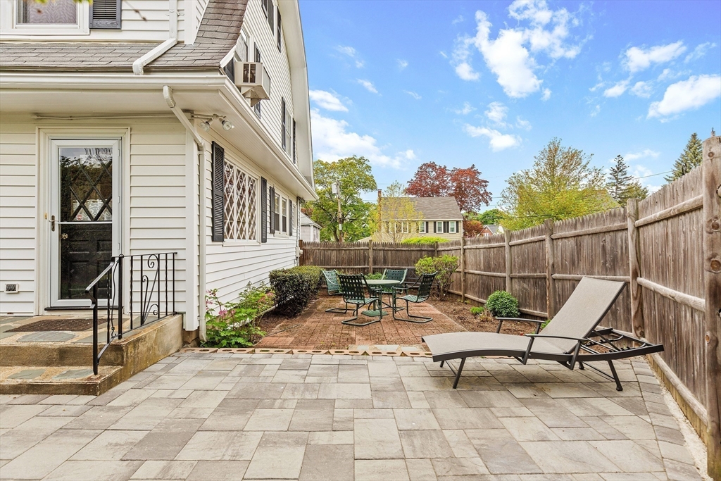 35 Badger Road Medford, MA 02155 - Photo 24 of 30