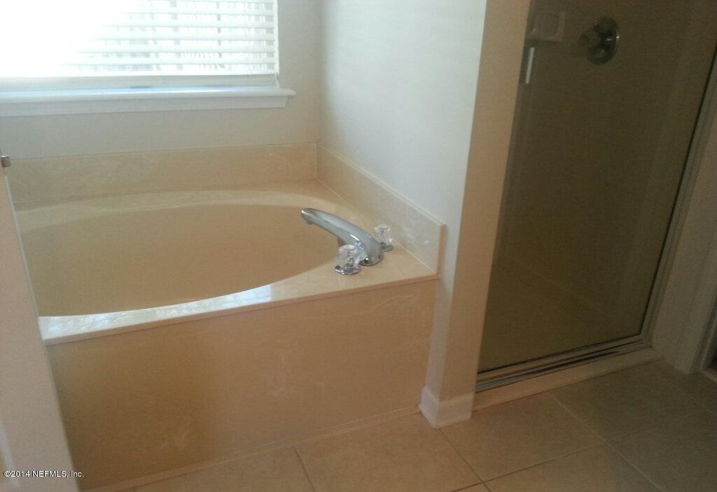 4325 Rye Court Jacksonville, FL 32259 - Photo 7 of 7 a close up of a bathtub