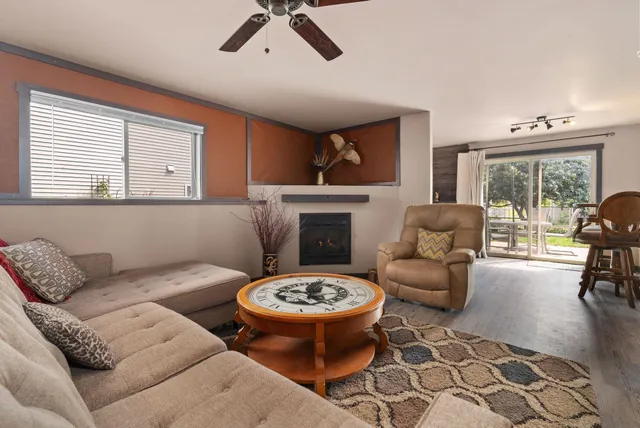 $347,900 | 637 Garfield Avenue, Evansville, WI 53536