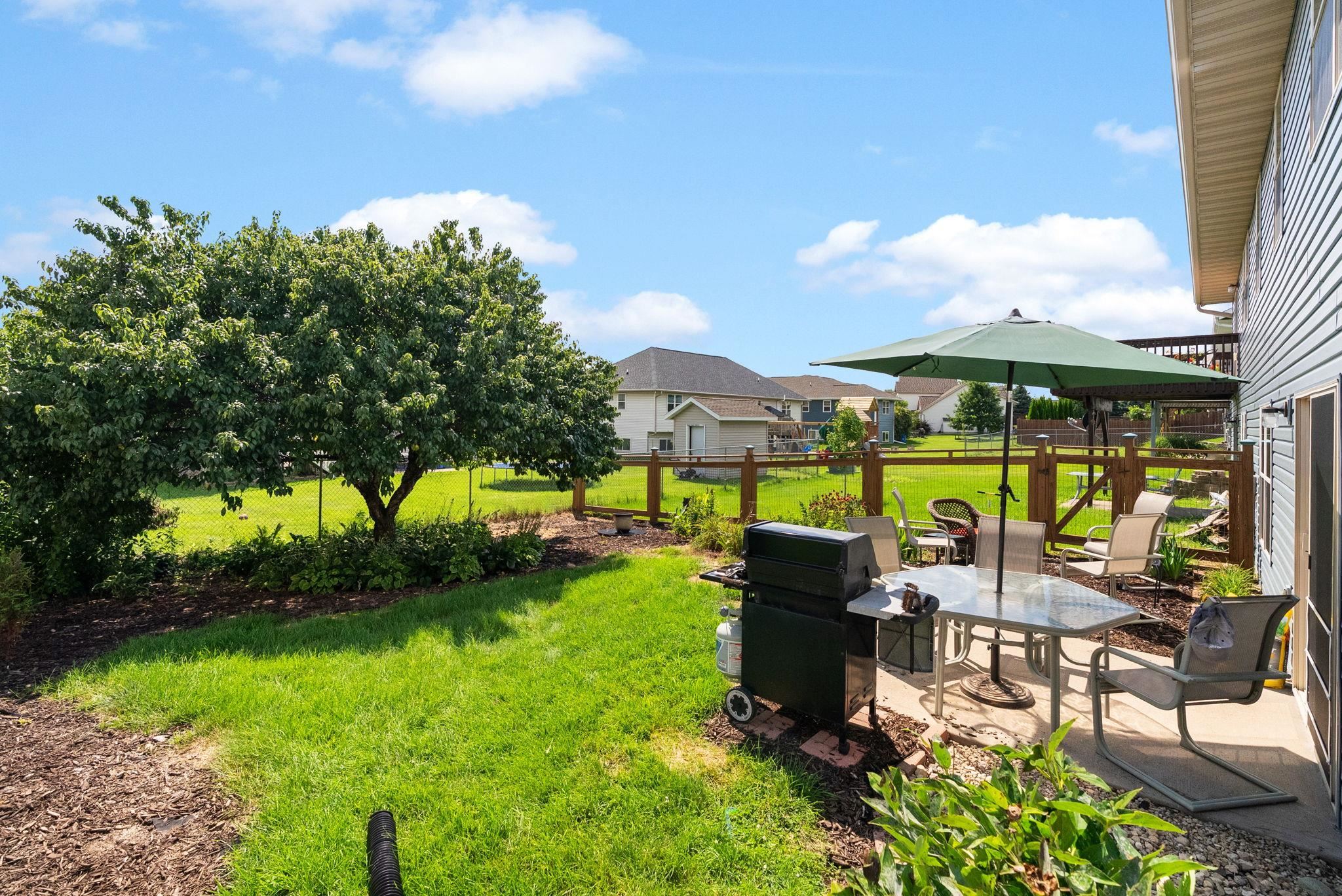 637 Garfield Avenue Evansville, WI 53536 - Photo 34 of 34