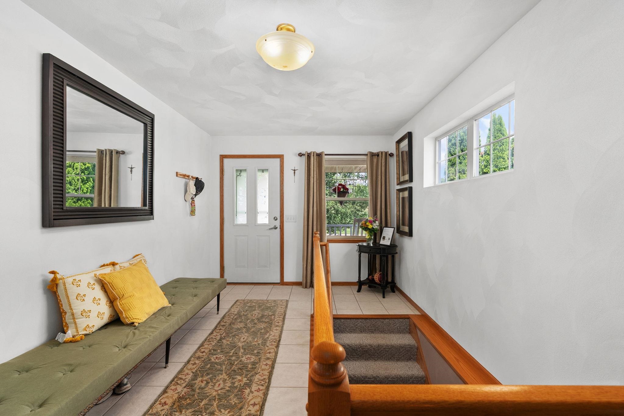 637 Garfield Avenue Evansville, WI 53536 - Photo 6 of 34