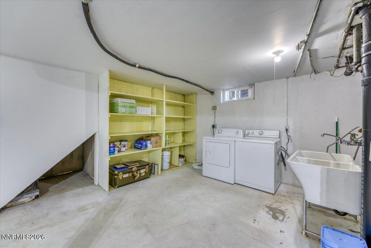 725 Wilkinson Avenue Reno, NV 89502 - Photo 16 of 29 23-725 Wilkinson Ave Reno NV 89502 (23 o