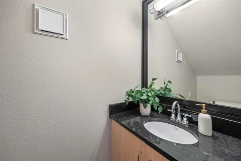 $379,000 | 5801 Ross Avenue, Unit B, Dallas, TX 75206