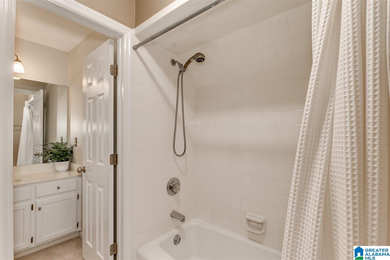 711 Zelda Place Birmingham, AL 35209 - Photo 31 of 41
